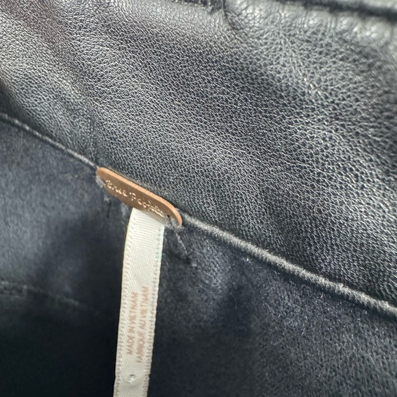 Free People Faux Leather City Slicker Vegan Midi Skirt Womens Black Size 4 B1543 - Picture 5 of 9